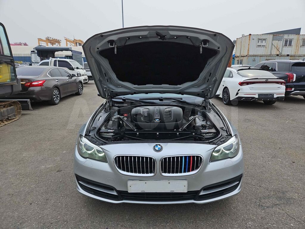 WBA5C3108ED767718